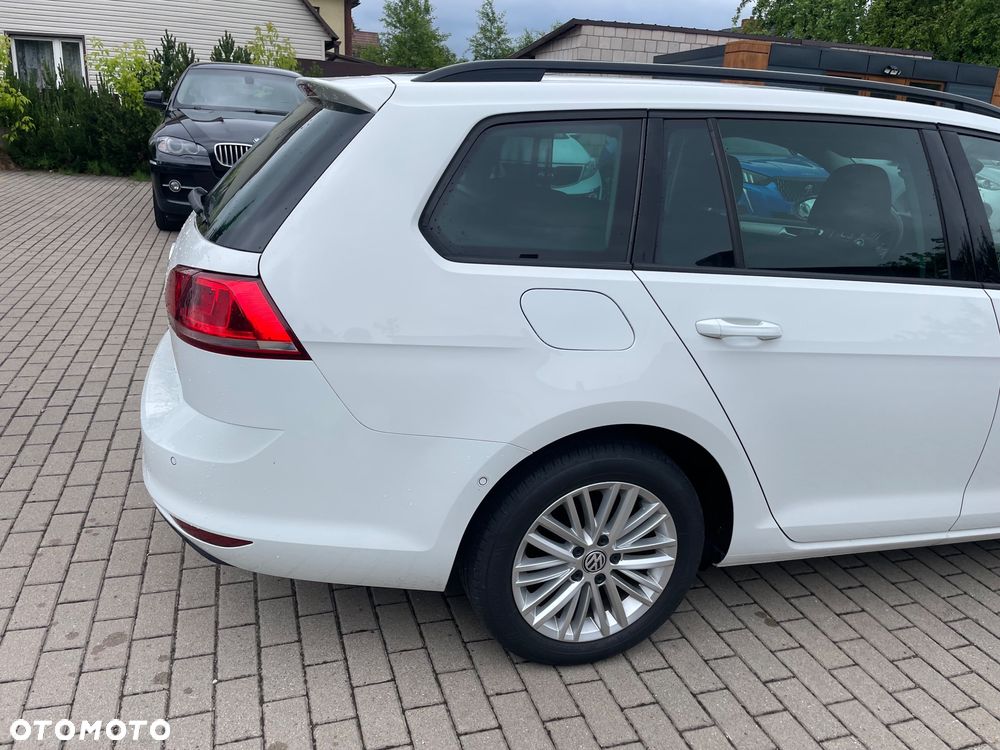 Volkswagen Golf 1.6 TDI BlueMotion Technology Cup - 9