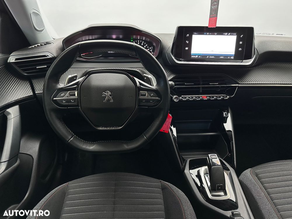 Peugeot 2008 PureTech 130 EAT8 Active - 7