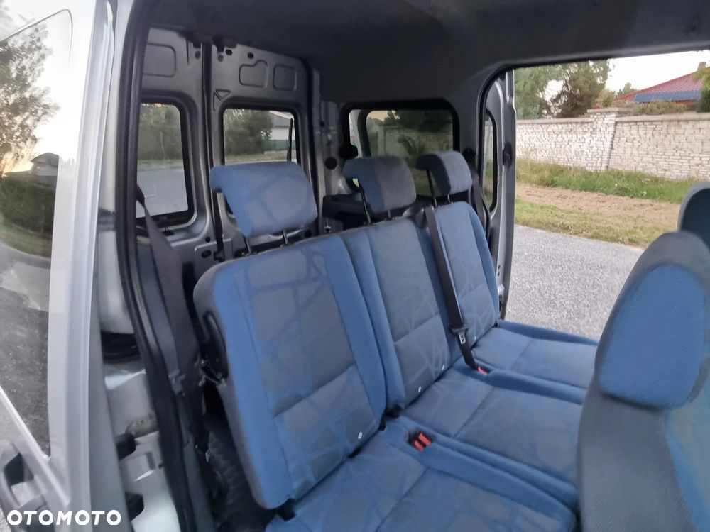 Ford Transit Connect 200 SWB Limited - 28