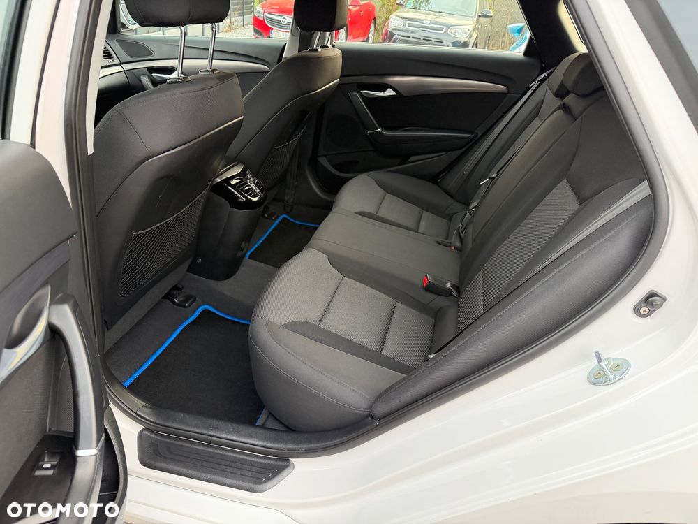 Hyundai i40 1.7 CRDi Comfort + - 26