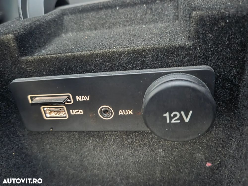 Jaguar XF - 28