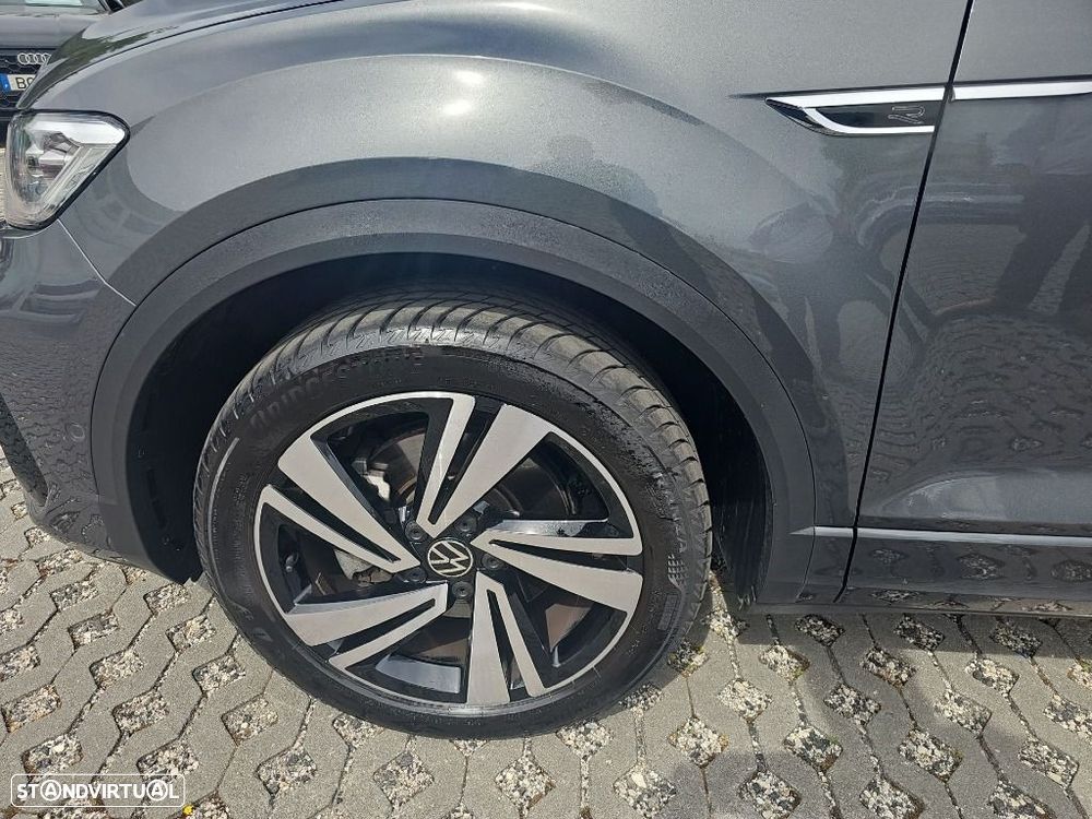 VW T-Roc 1.5 TSI R-Line DSG - 23