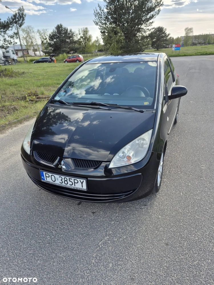 Mitsubishi Colt 1.1 - 10