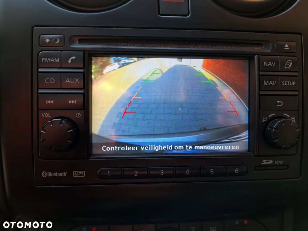 Nissan Qashqai 2.0 360 - 12