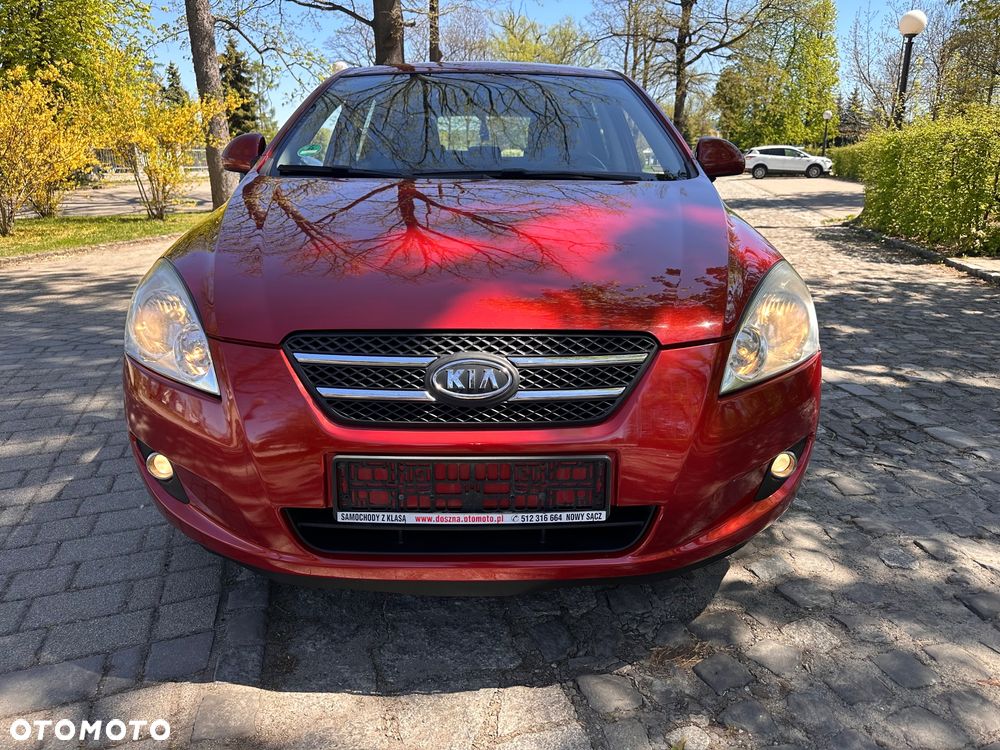 Kia Ceed 1.6 CVVT LX - 1