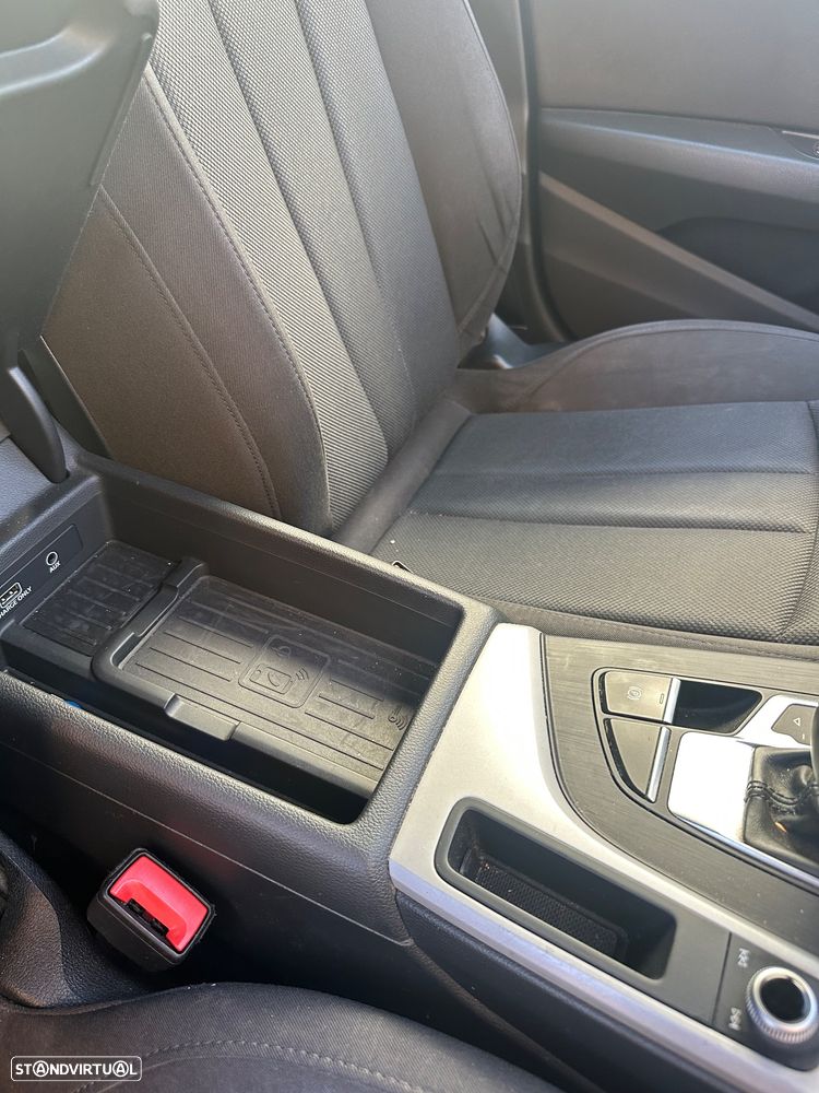 Audi A4 Avant 2.0 TDI Advance S tronic - 14