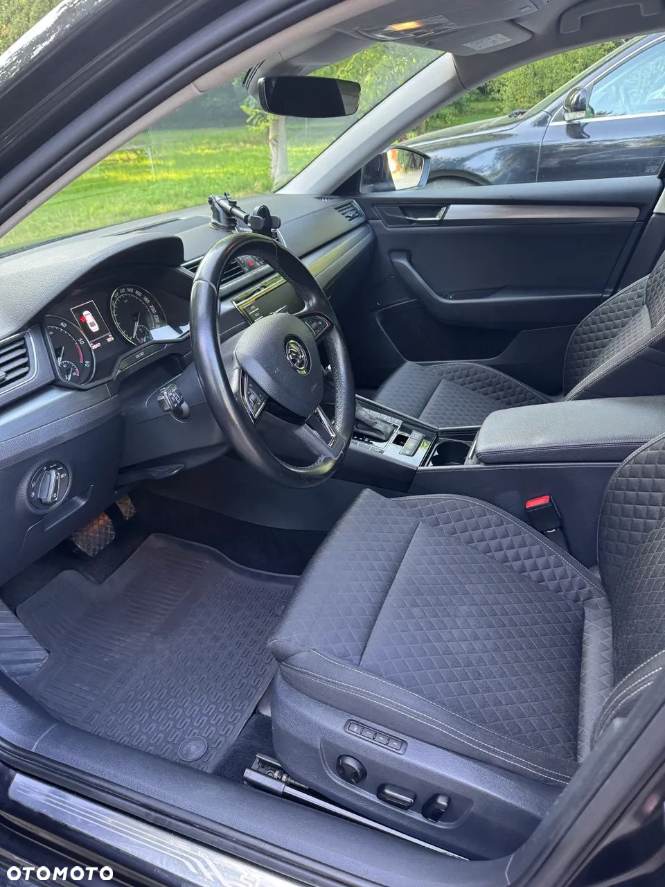 Skoda Superb 2.0 TDI Style DSG - 12