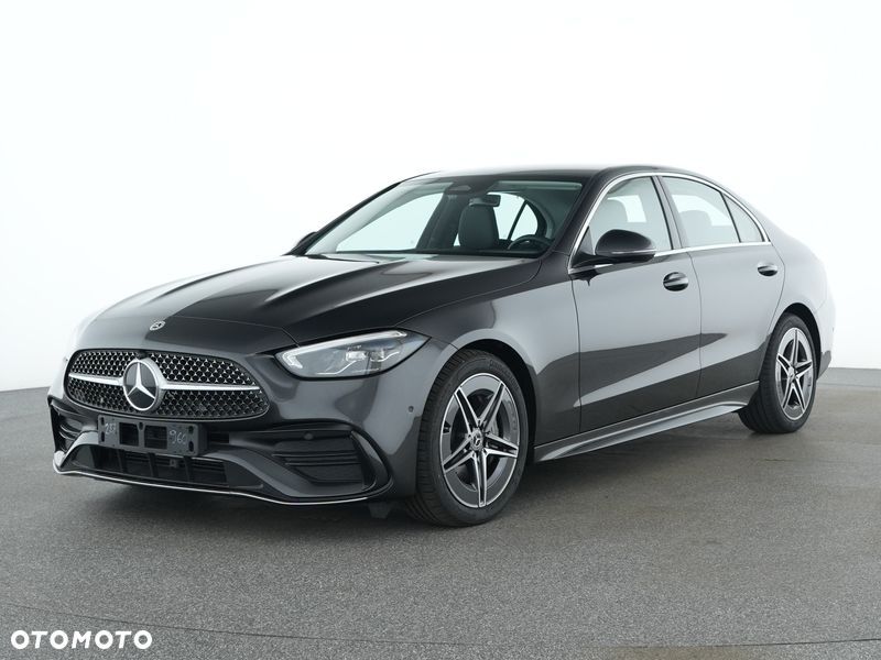 Mercedes-Benz Klasa C 300 d 4Matic 9G-TRONIC AMG Line - 3