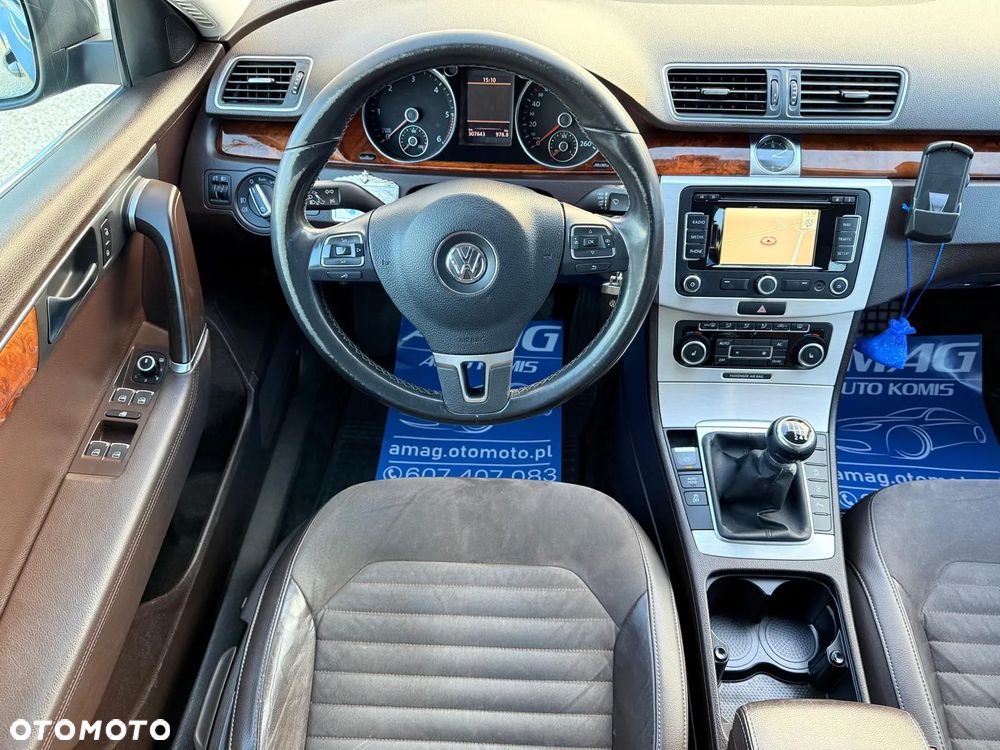 Volkswagen Passat Variant 2.0 Blue TDI SCR Trendline - 20