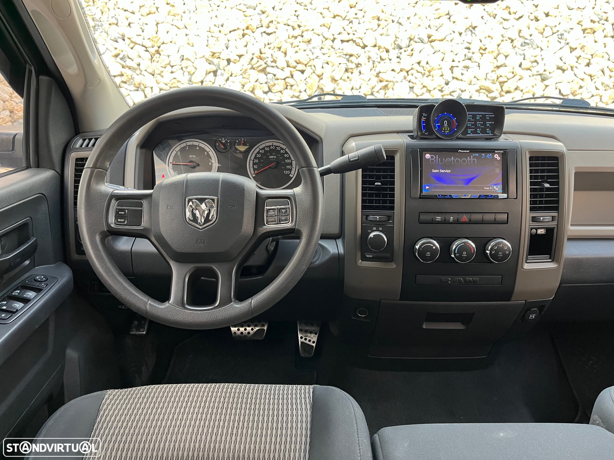Dodge RAM - 4