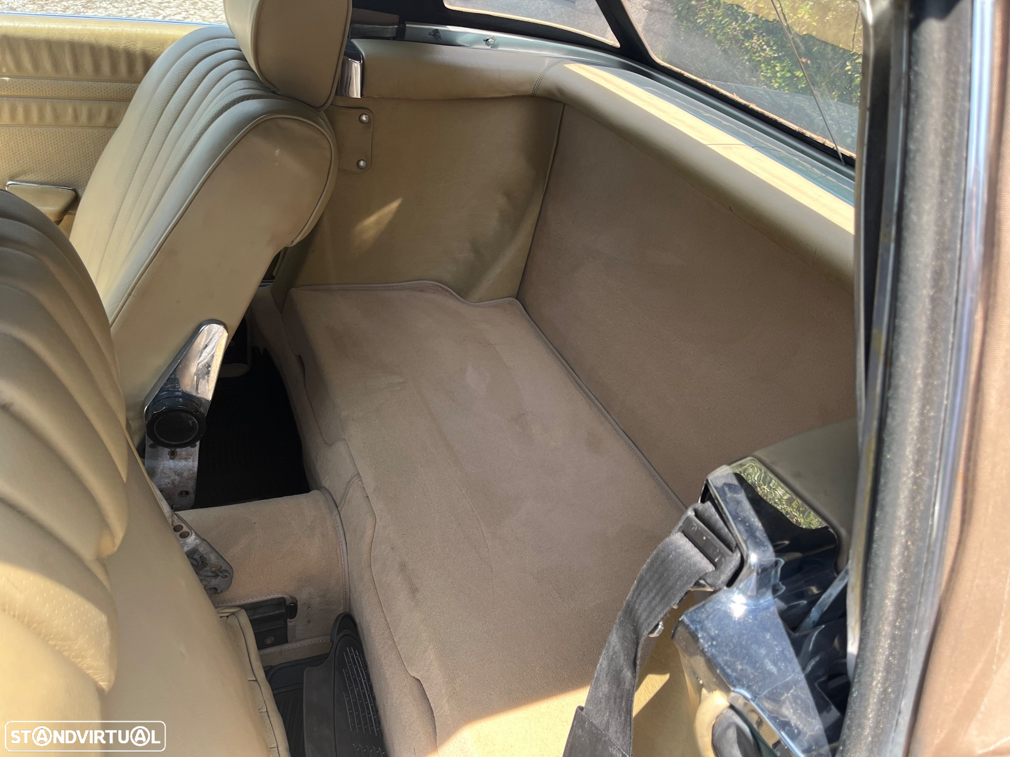 Mercedes-Benz SL 280 - 10