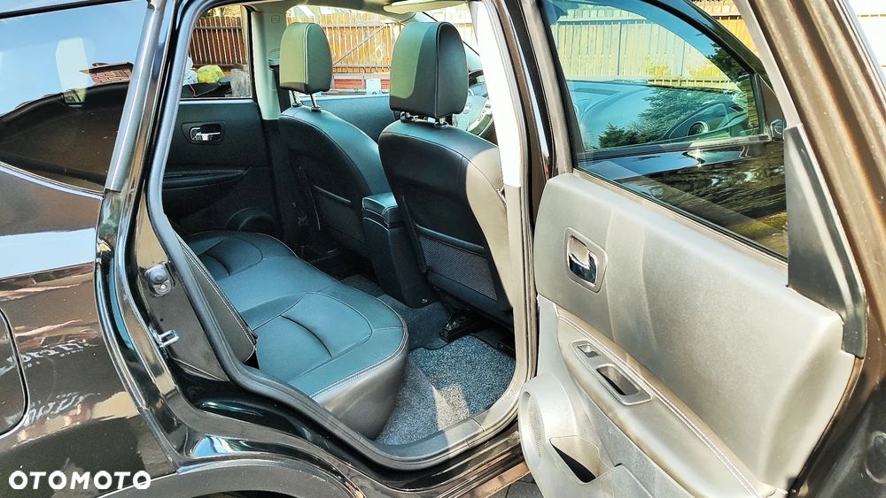 Nissan Qashqai 2.0 4 x 4 tekna - 15