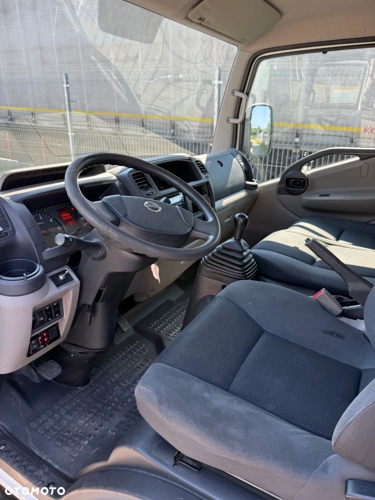Nissan Cabster N400 - 8