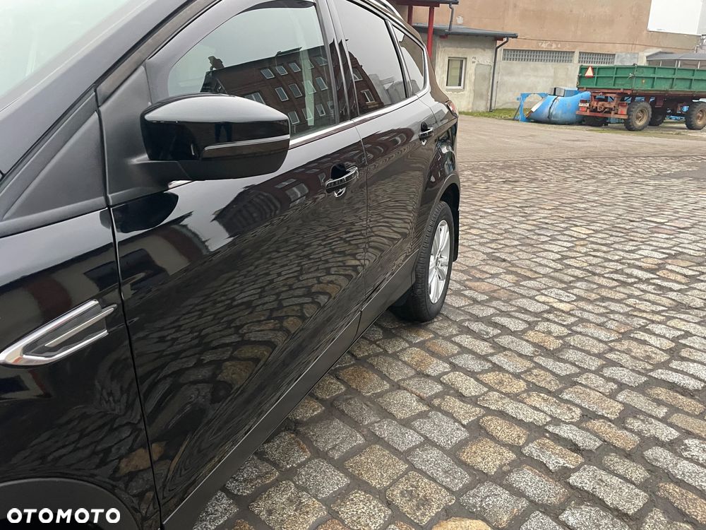 Ford Kuga 1.5 EcoBoost 2x4 Titanium - 12