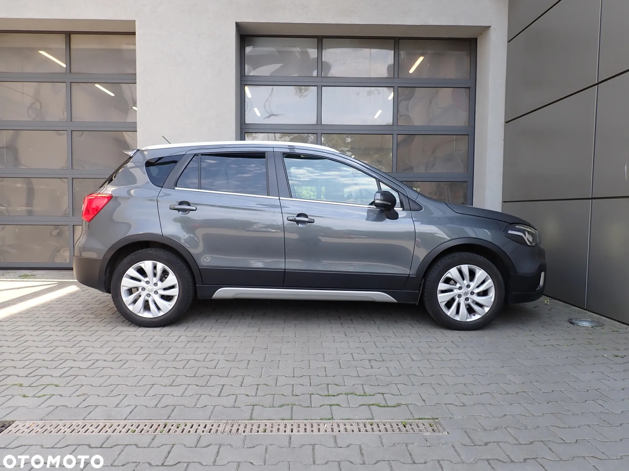 Suzuki SX4 S-Cross 1.0 T Premium - 5