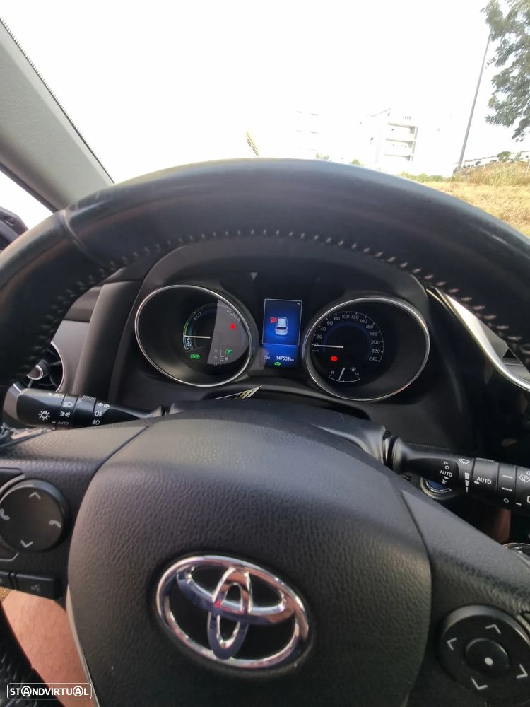 Toyota Auris 1.8 HSD Comfort+P.Sport - 15