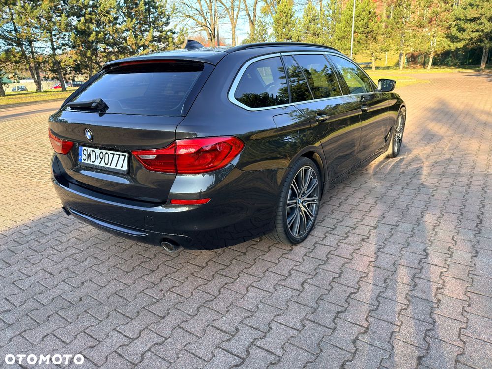 BMW Seria 5 520d Sport Line sport - 10