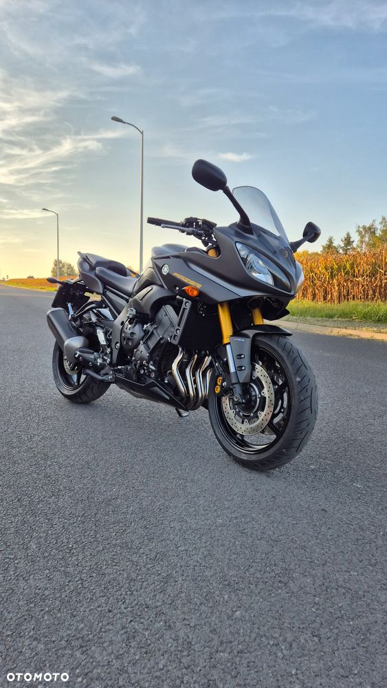 Yamaha FZ8