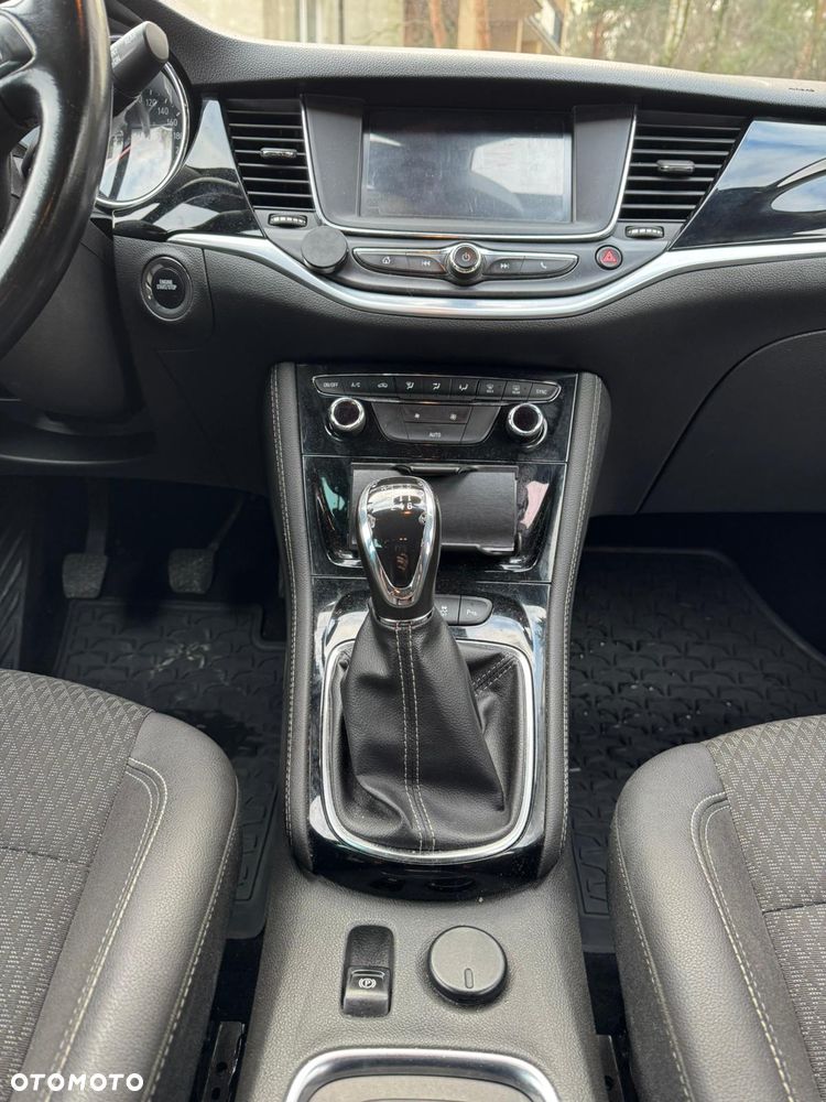 Opel Astra 1.6 CDTI Elite S&S - 11