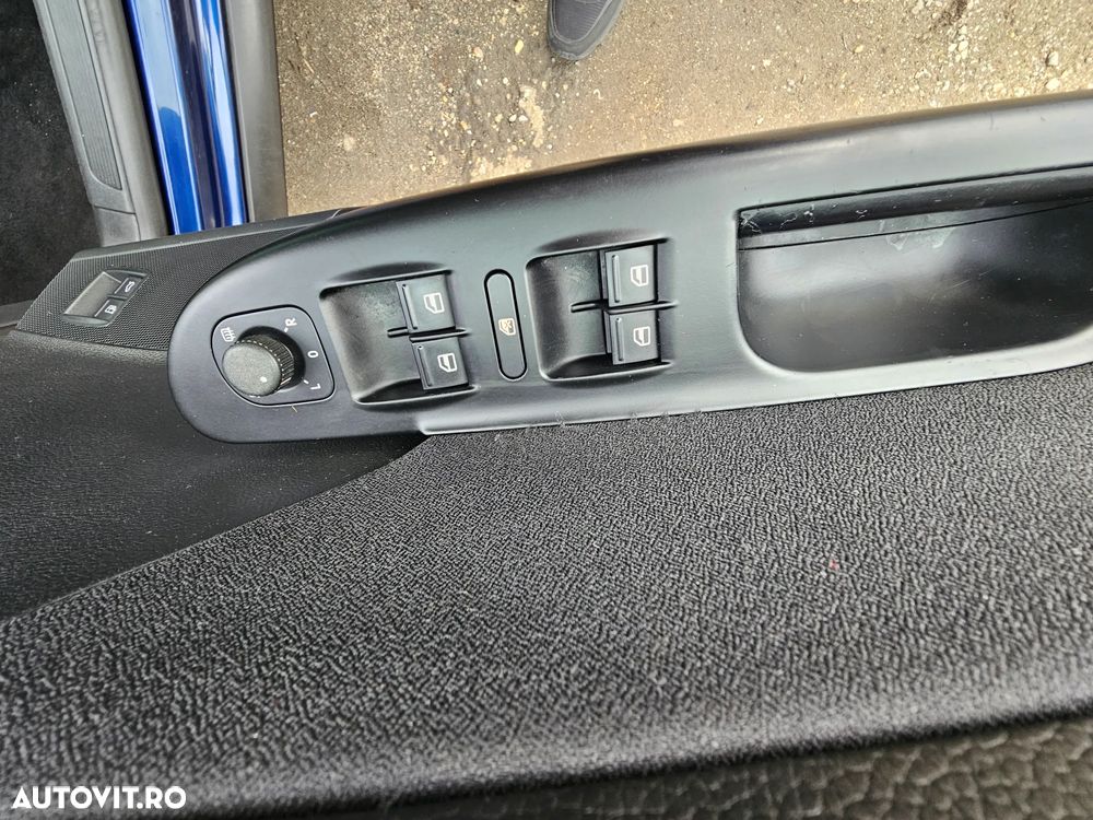 Volkswagen Passat Variant 1.9 TDI DPF BlueMotion - 15