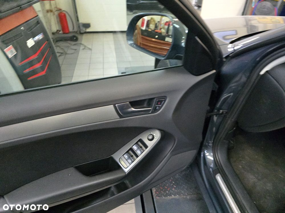 Audi A4 Avant 2.0 TDI DPF Ambition - 19