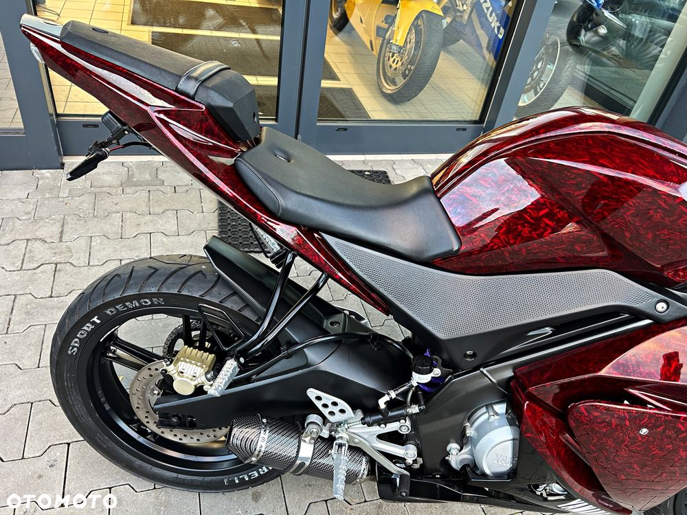 Yamaha YZF - 20