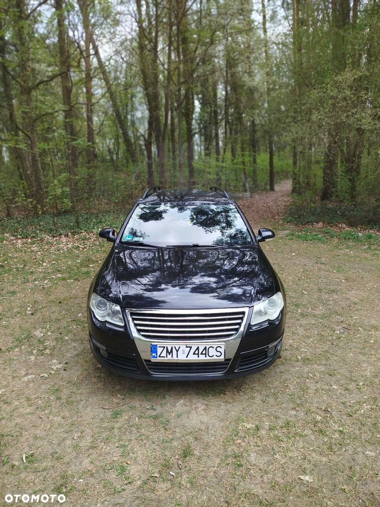 Volkswagen Passat - 2