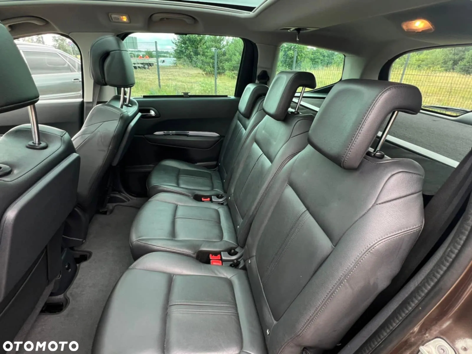 Peugeot 5008 1.6 HDi Active - 11