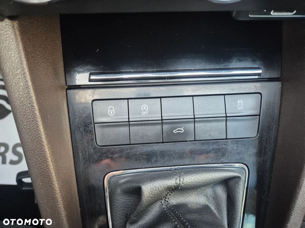 Skoda Octavia 2.0 TDI 4x4 Scout - 23