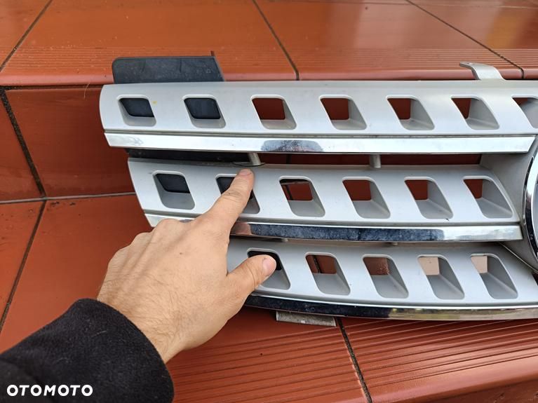 MERCEDES W164 ML GRILL GRIL ATRAPA PRZEDNIA PRZÓD AMG SPORT - 4