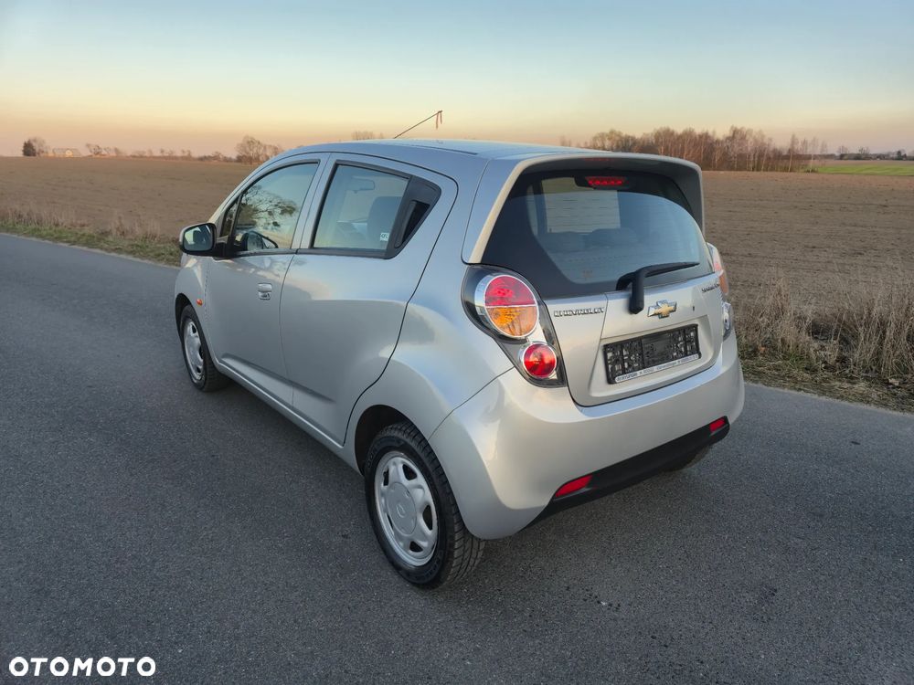 Chevrolet Spark 1.0 LS - 8