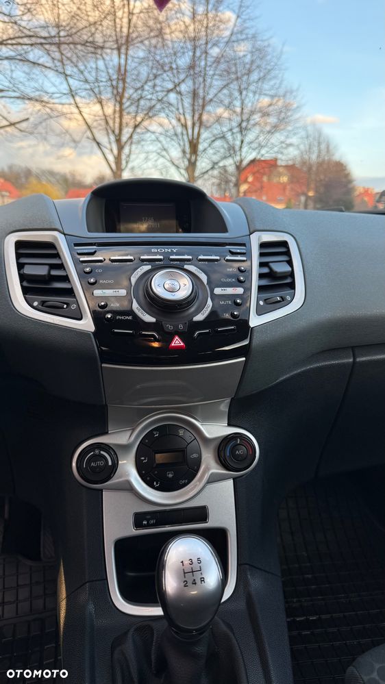 Ford Fiesta 1.6 Ti-VCT Sport - 18