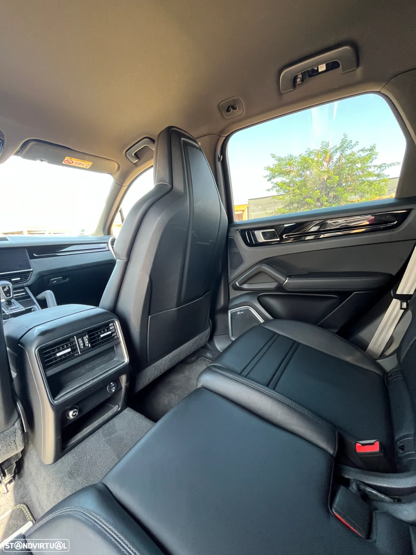 Porsche Cayenne E-Hybrid Platinum Edition - 14