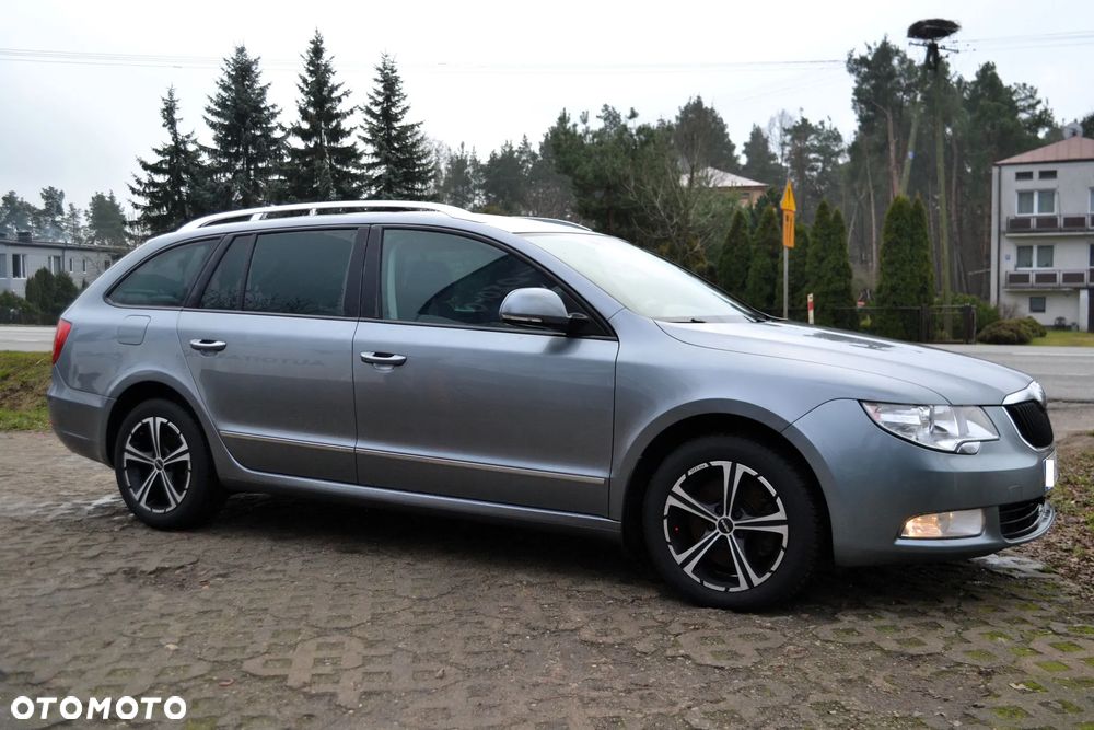 Skoda Superb 2.0 TDI Ambition - 1