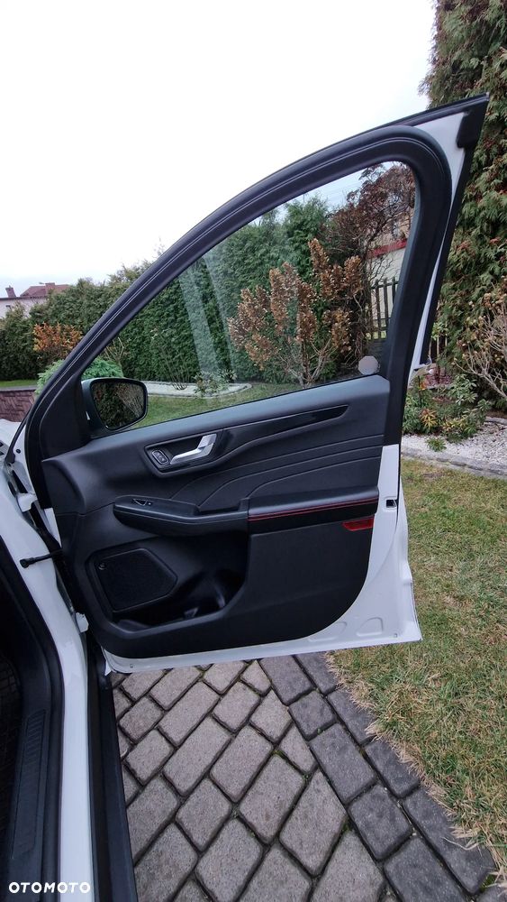 Ford Kuga 2.0 EcoBoost AWD ST-Line ASS - 21