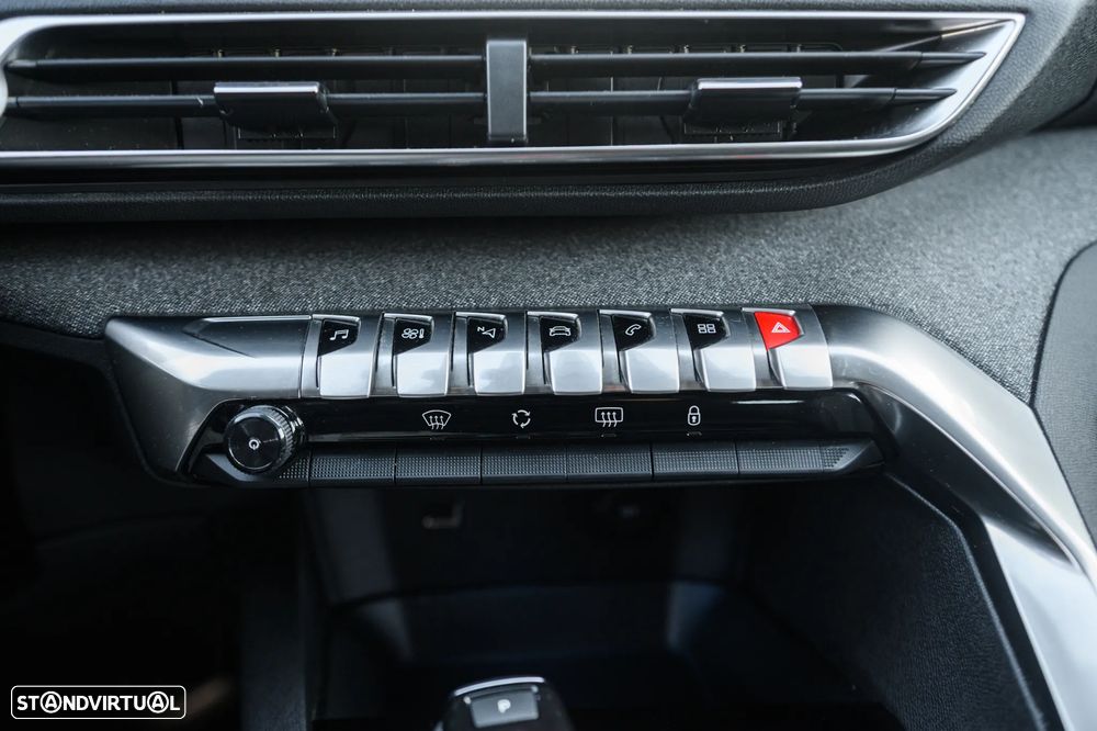 Peugeot 3008 PureTech 130 Stop & Start GPF EAT8 Allure - 23
