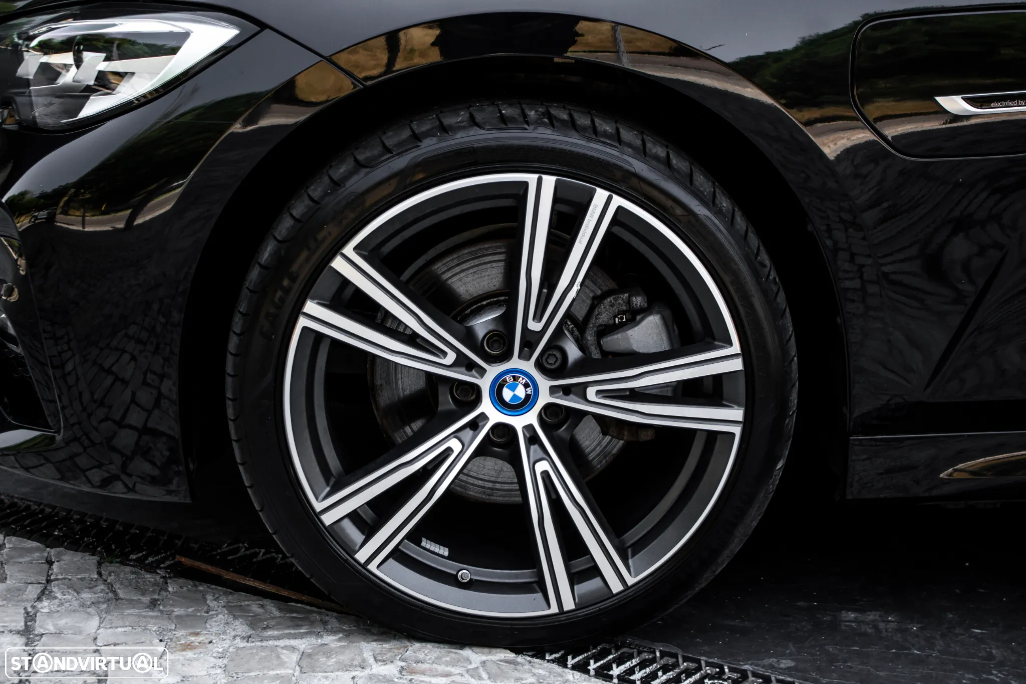 BMW 320 e Pack M Auto - 10