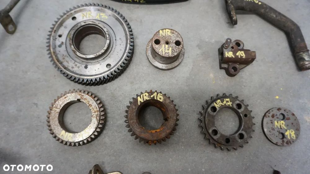 CZĘŚCI DO SILNIKA OSPRZĘT ROZRZĄD KOŁO ZĘBATE MASCOTT 3.0 DXI - 10