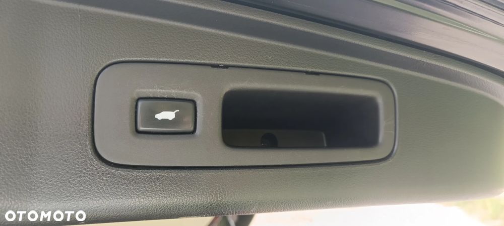 Honda CR-V 2.0i-VTEC 4WD Automatik Executive - 26