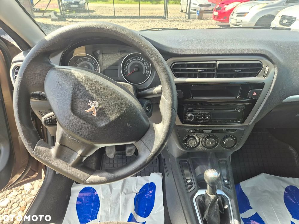 Peugeot 301 - 16