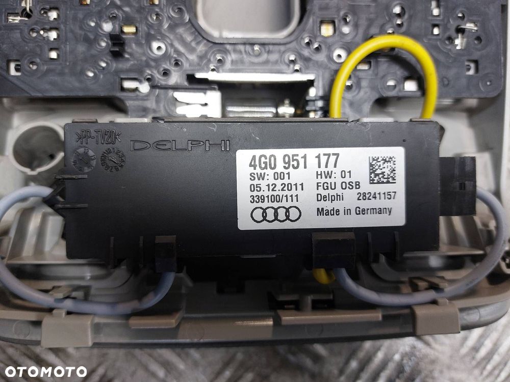LAMPKA PODSUFITKI AUDI A6 C7 4G0947135 4G0951177 - 5