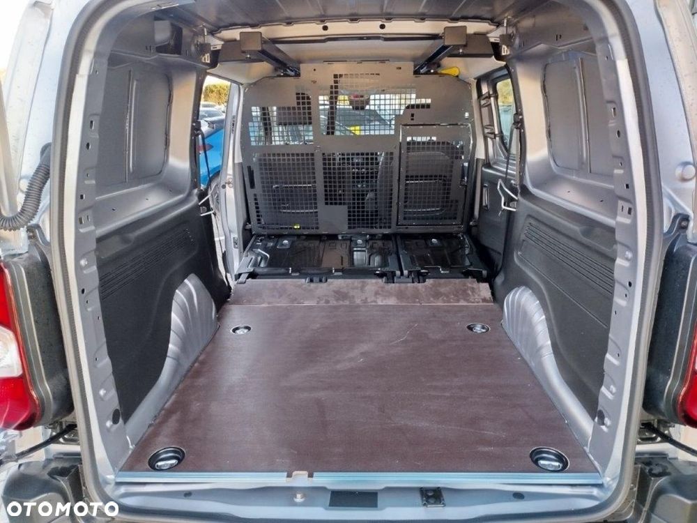 Fiat Doblo Maxi CrewVan 1.5 BlueHDI S&S (bryg.) - 13
