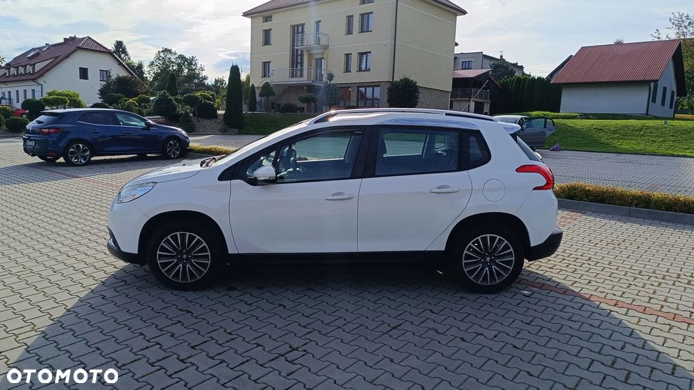 Peugeot 2008 - 4