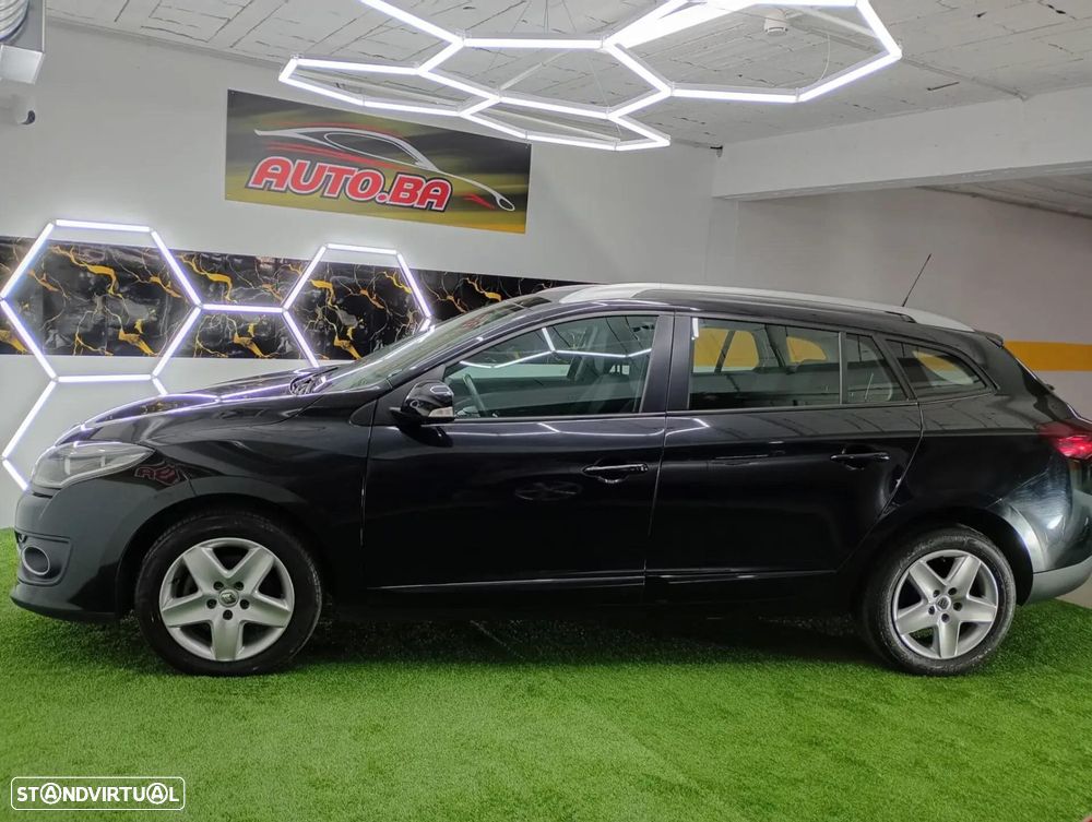 Renault Mégane Sport Tourer - 25