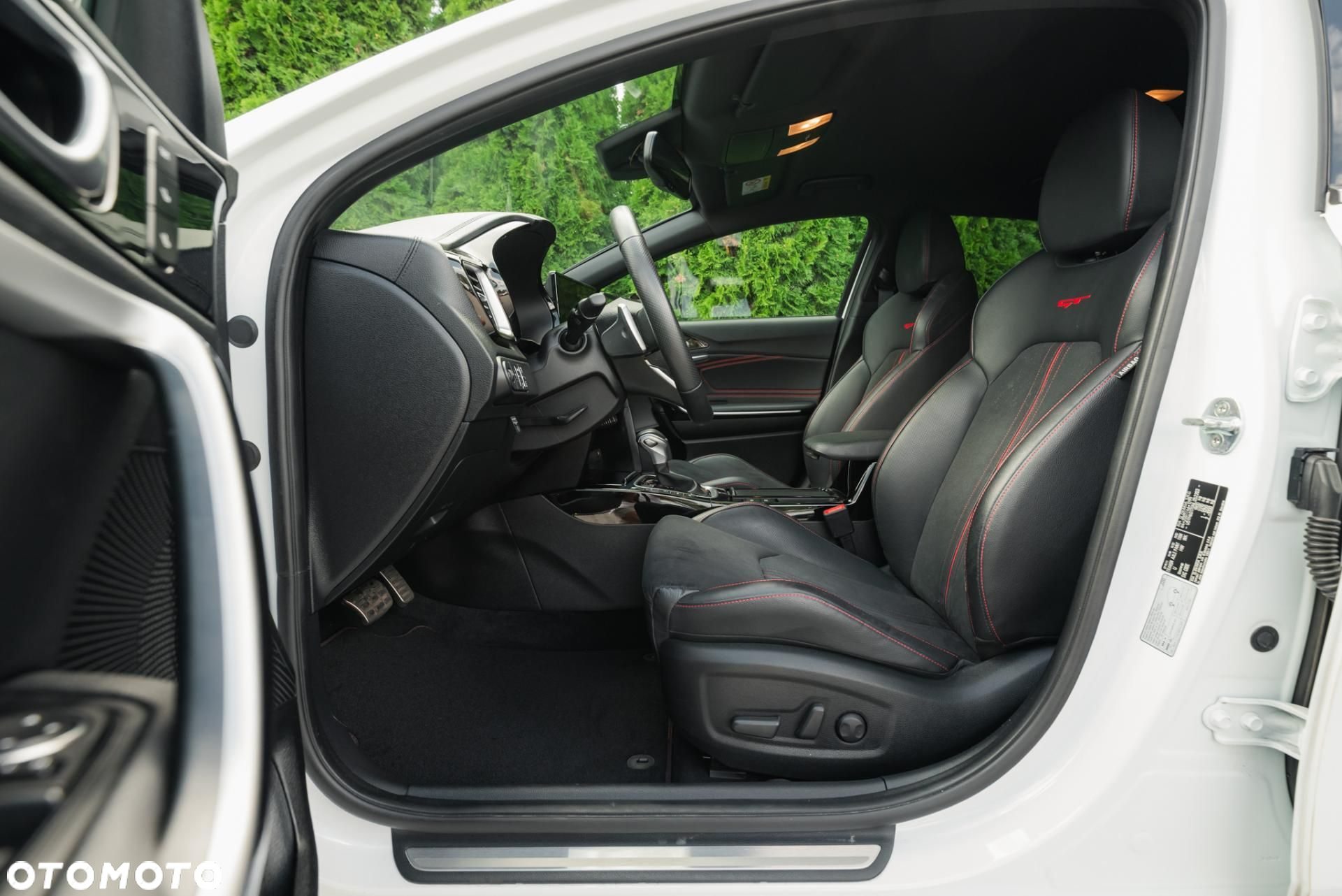 Kia ProCeed - 13