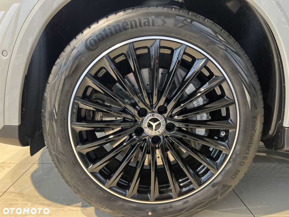 Mercedes-Benz GLC 220 d mHEV 4-Matic AMG Line - 18