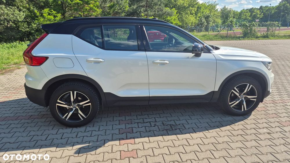 Volvo XC 40 T3 R-Design - 5