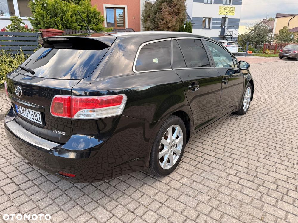 Toyota Avensis 2009 photo 5