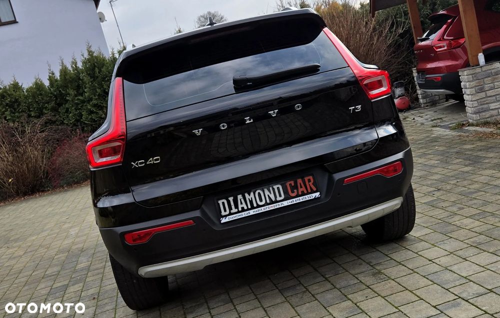 Volvo XC 40 T3 Momentum Pro - 18