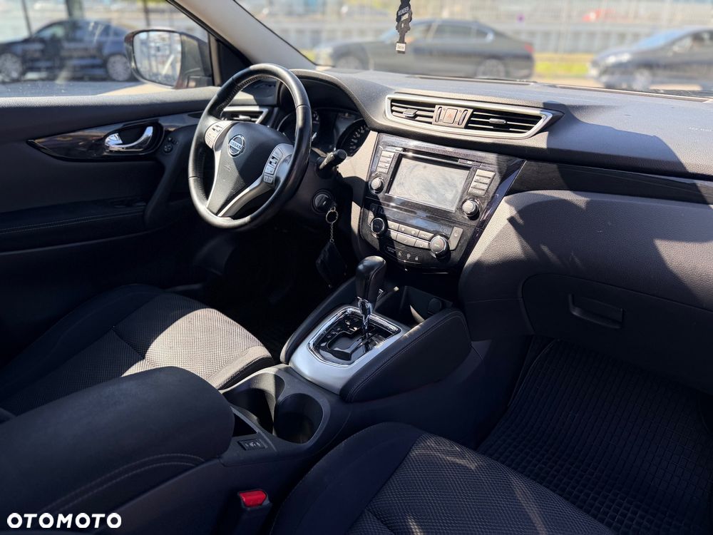 Nissan Qashqai 1.2 DIG-T N-Connecta Xtronic EU6 - 20